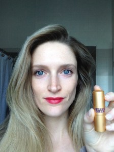 Scarlet Red, Lipstick Queen