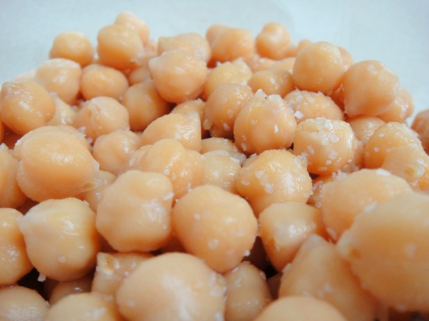 Salted chick peas