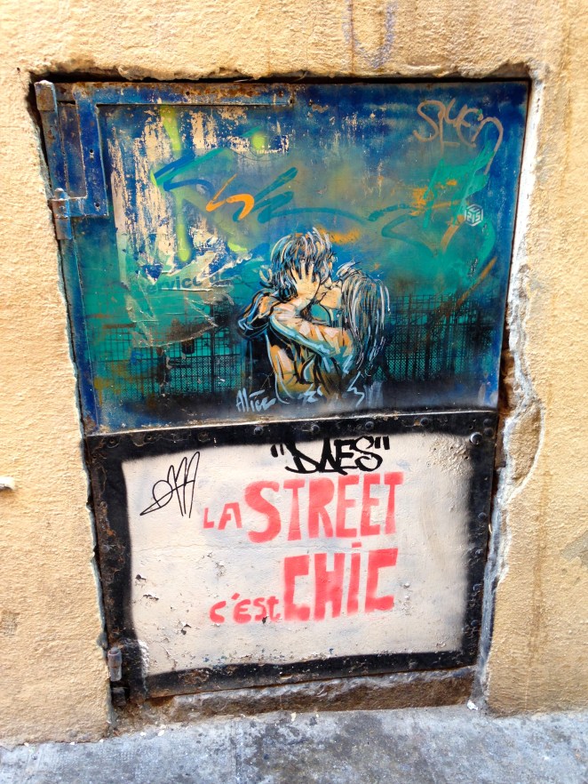 Street Chic in Marseile